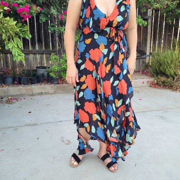 Free people wrap drees - Picture 9 of 15